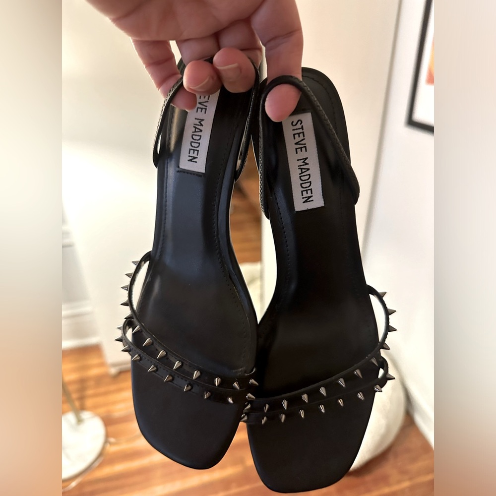 Steve Madden Black Low Heels